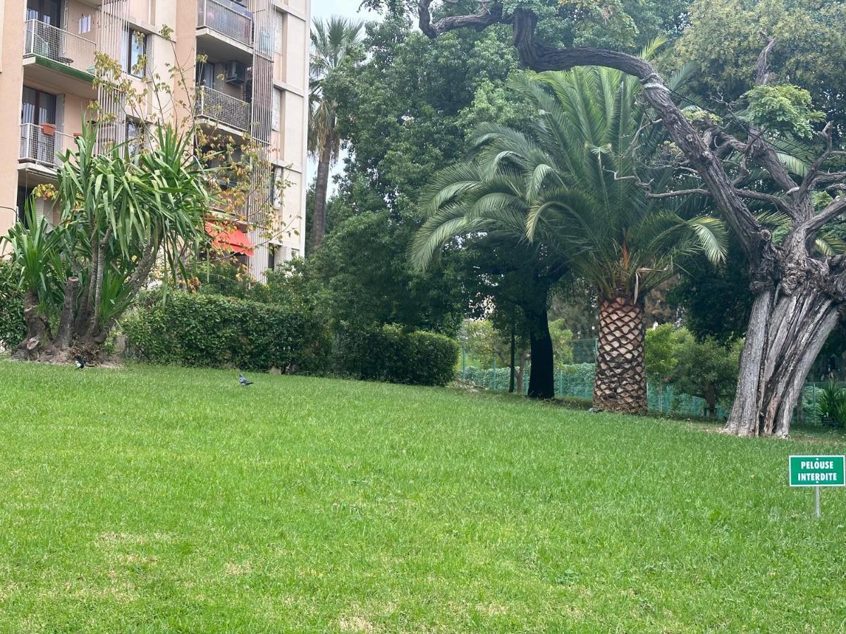Privat Room In Private Security Residence With Free Parking, 1 Minute From Tramway, 9 Minutes From De Center, Accessible All Transports Ницца Экстерьер фото